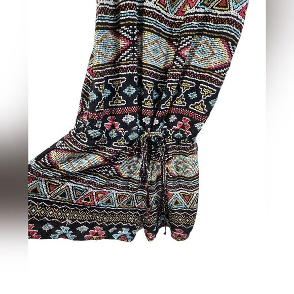 5/$25 Aztec printed Romper - Picture 3 of 4